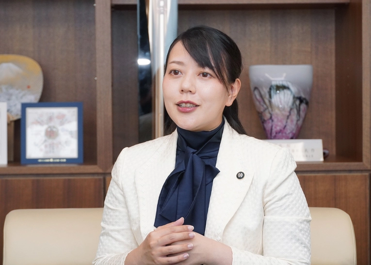 Najmlađa gradonačelnica u Japana uzet će porodiljni i tako ispisati povijest